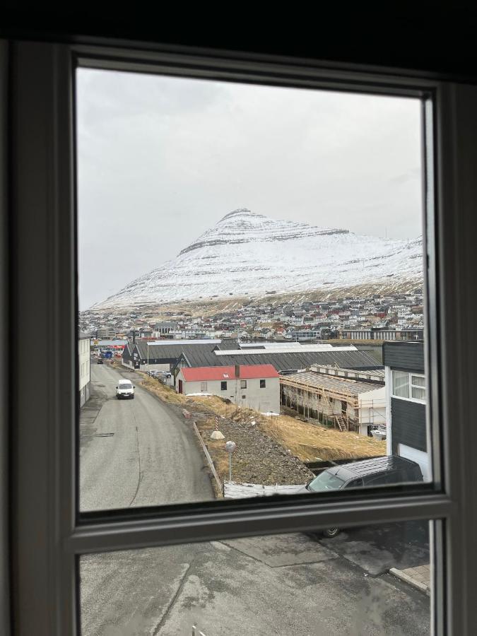 Apartment Downtown - Great View! Klaksvík Exterior foto